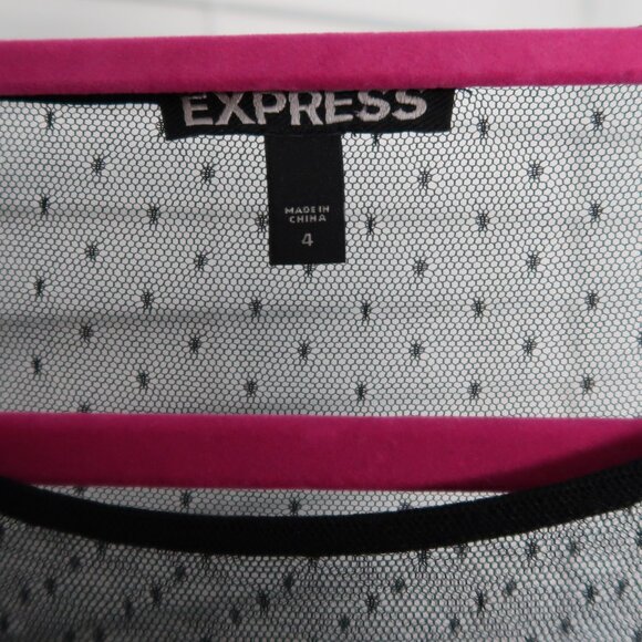 🖤✨ Black Lace & Jeweled Express Dress – Elegant & Fitted ✨🖤 - Picture 6 of 7